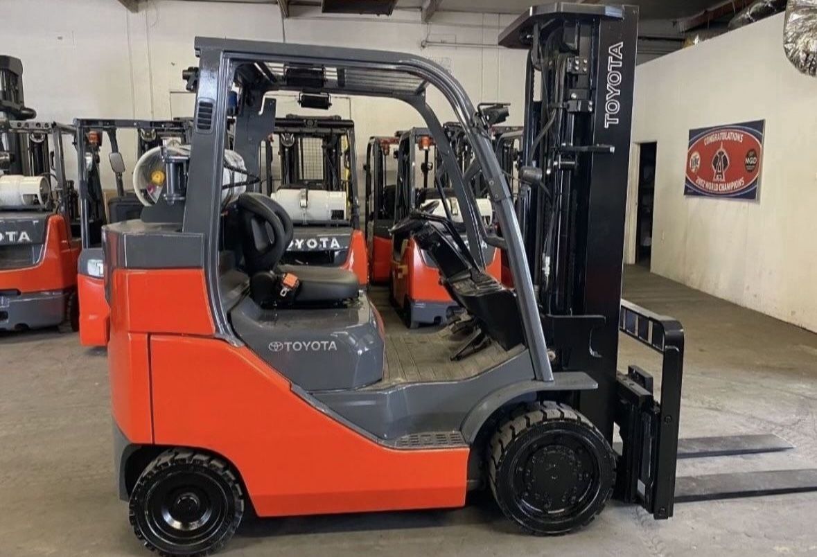 2019 Toyota 8FGC35U-BCS Forklift