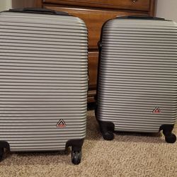 Hard-side Carry-on Spinner Suitcases 