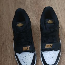 Mens Air Jordan Legacy Size 8.5
