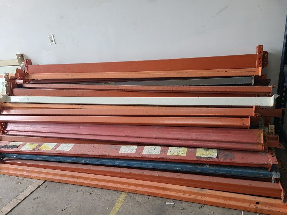 Warehouse Metal Fixture Beams Shelvings