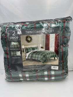 Reversible Holiday Twin Bedding Set New