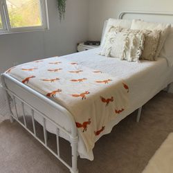 Twin Bed Frame with Mattress 