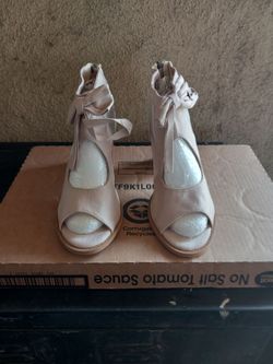 Ladies dress shoes New X $25