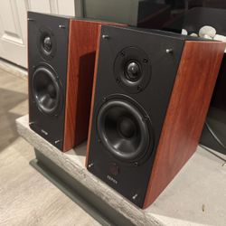 Edifier R2000DB Bluetooth Bookshelf Multimedia Speakers