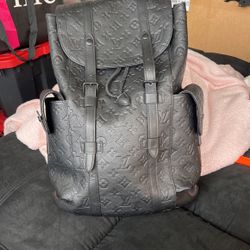 LOUIS VUITTON Christopher MM for Sale in West Hills, CA - OfferUp