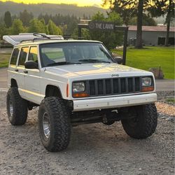 2000 Jeep Cherokee