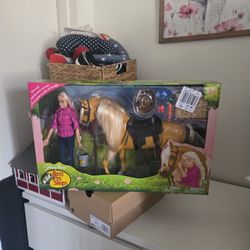 Bass Pro Suops Johnny Morris Doll And Horse