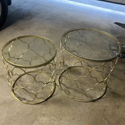 Las 2 Mesitas Por $15