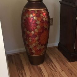  Beautiful Metallic  Floor Vase