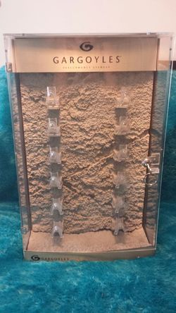 Sunglass/eyeglass case retail or?