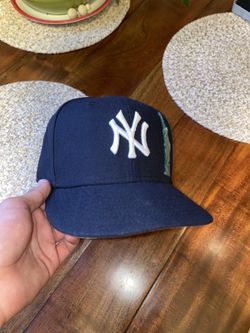 New York Yankees Fitted Hat 7 1/4 for Sale in Howell Township, NJ - OfferUp