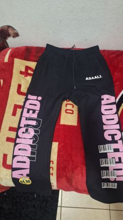 Asaali sweats