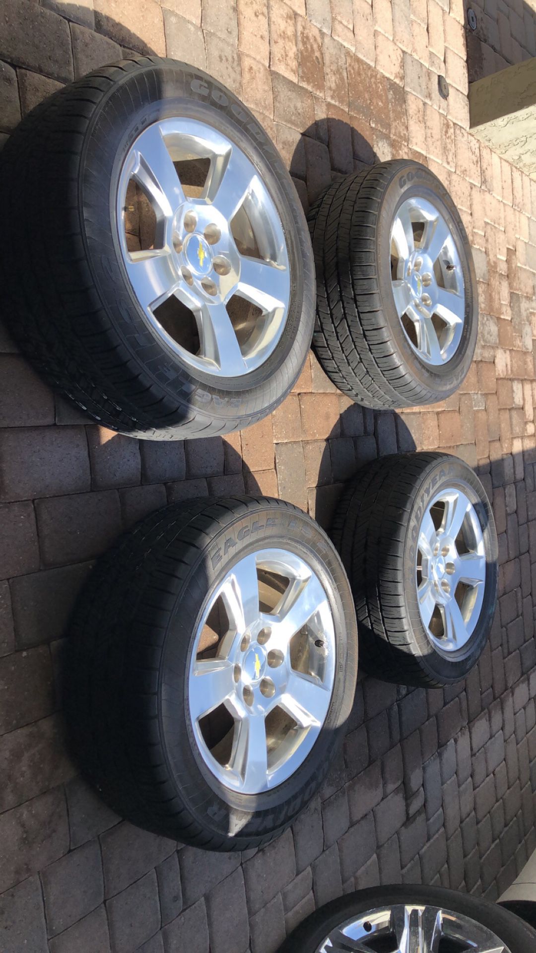 Chevy Silverado tires and rims 20’ $800 obo