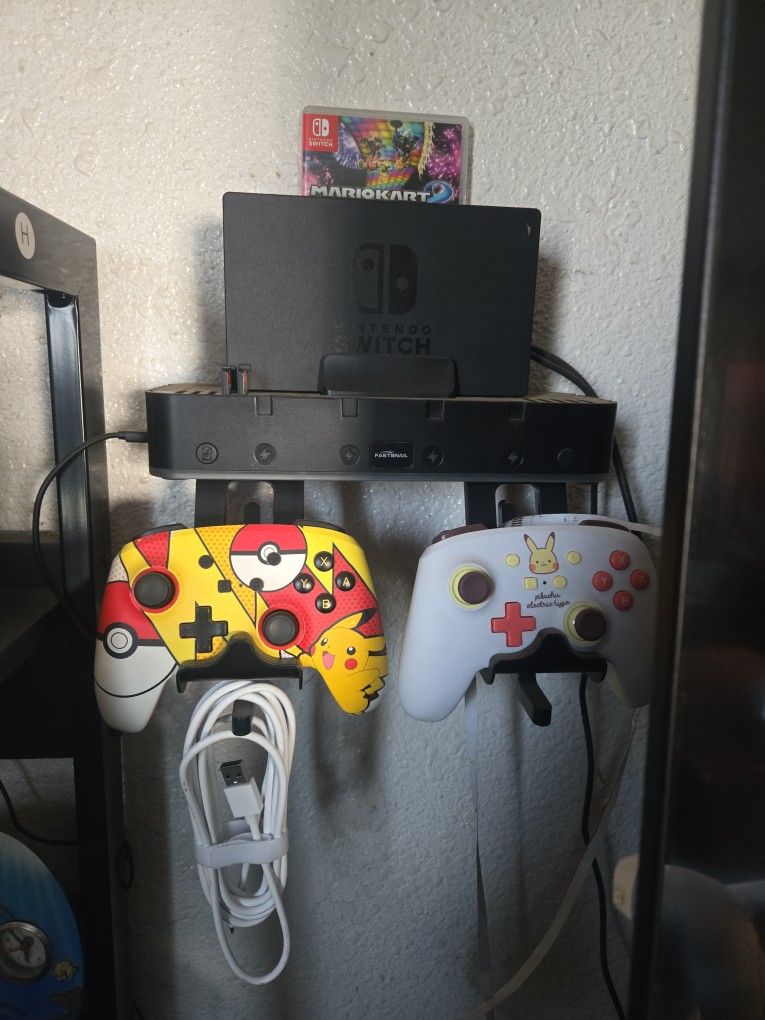 Nintendo Switch Dock and RGB storage Display