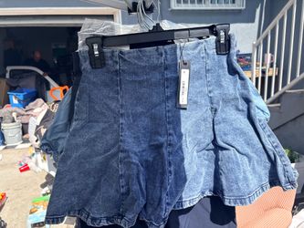 Steve Madden miniskirt