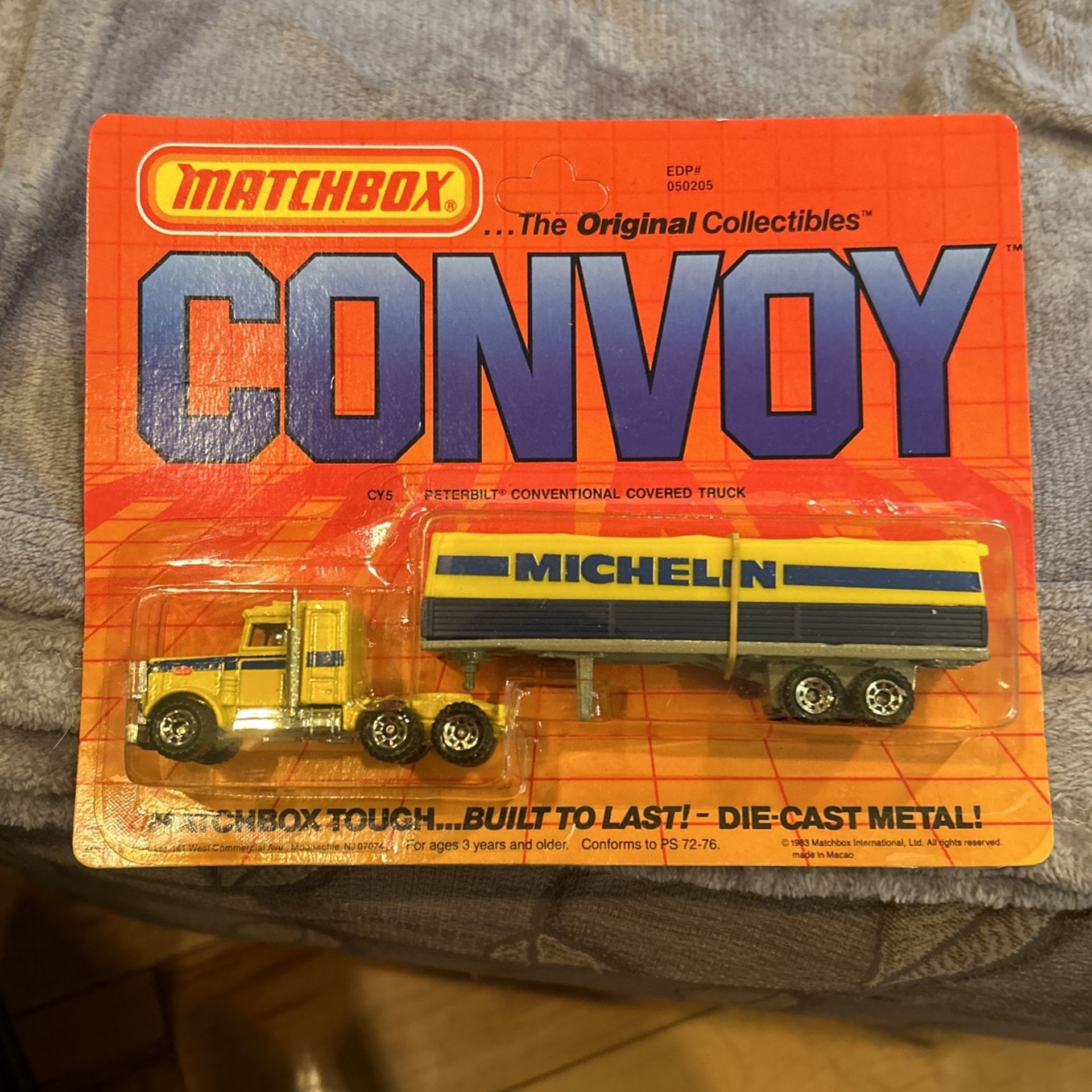 Matchbox Convoy Michelin Semi Truck