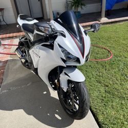 2014 CBR1000RR