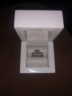 10kt white gold with diamonds