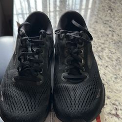 Brooks Running shoes  9.5 4E