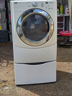 Maytag 4000 Series front-load electric dryer