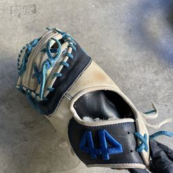 44 Pro gloves Lefty First Base Mitt