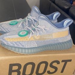 Yeezy Boost V2