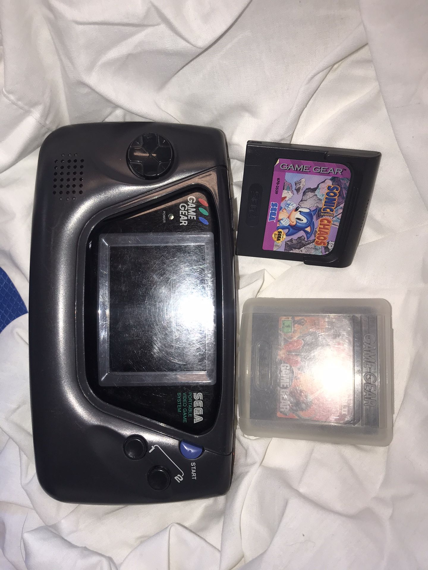 Sega portable game gear original + 2 games shinobi 2 + sonic chase