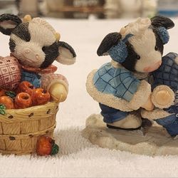 Mary Moo Moos Figurines