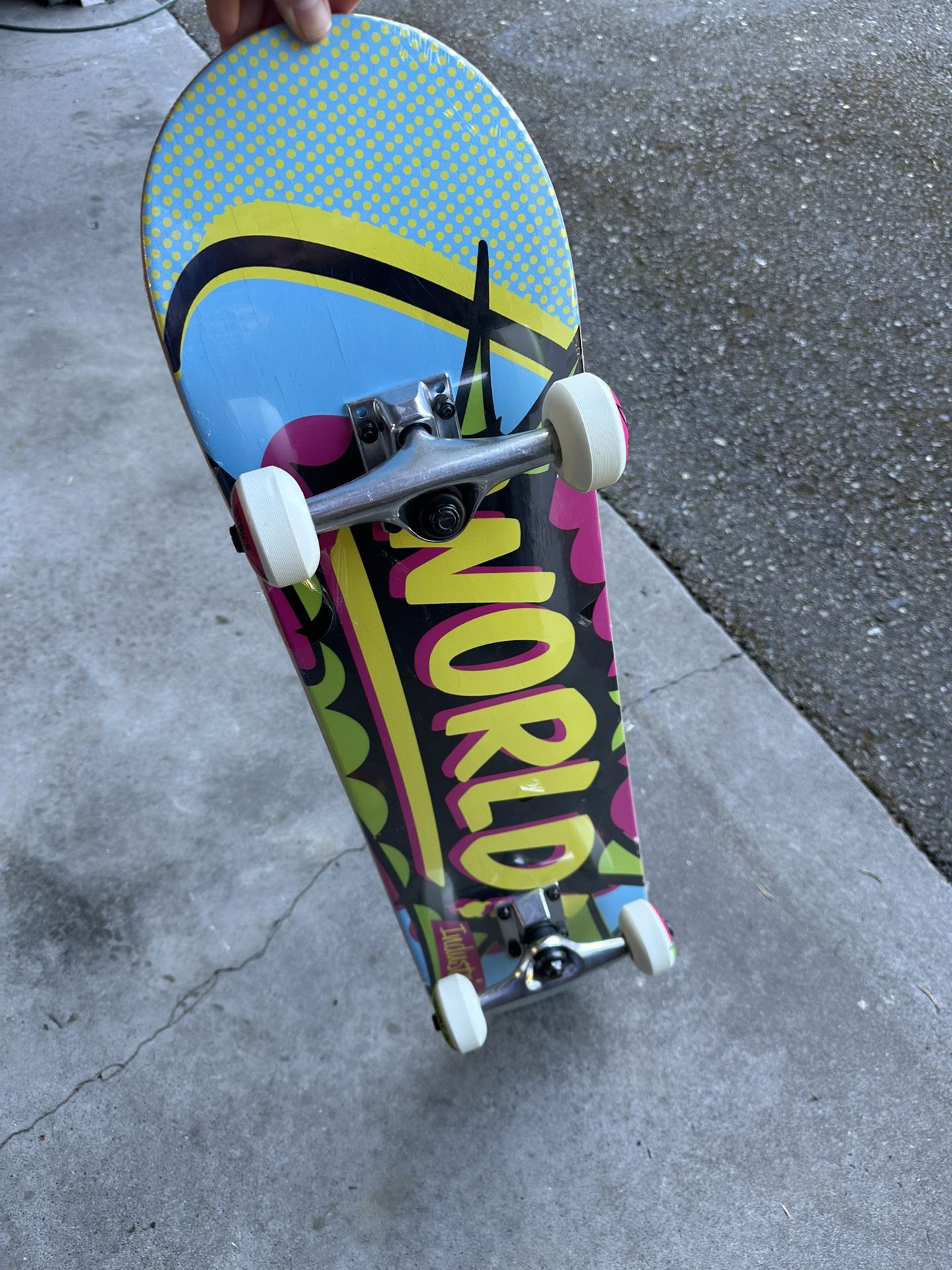 Brand New World industries Complete Skateboard