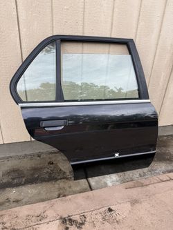 BMW E30 Sedan Black RR Rear Right Door shell