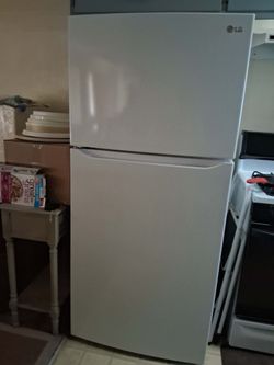 LG Refrigerator, Amana washing machine and Kenmore dryer