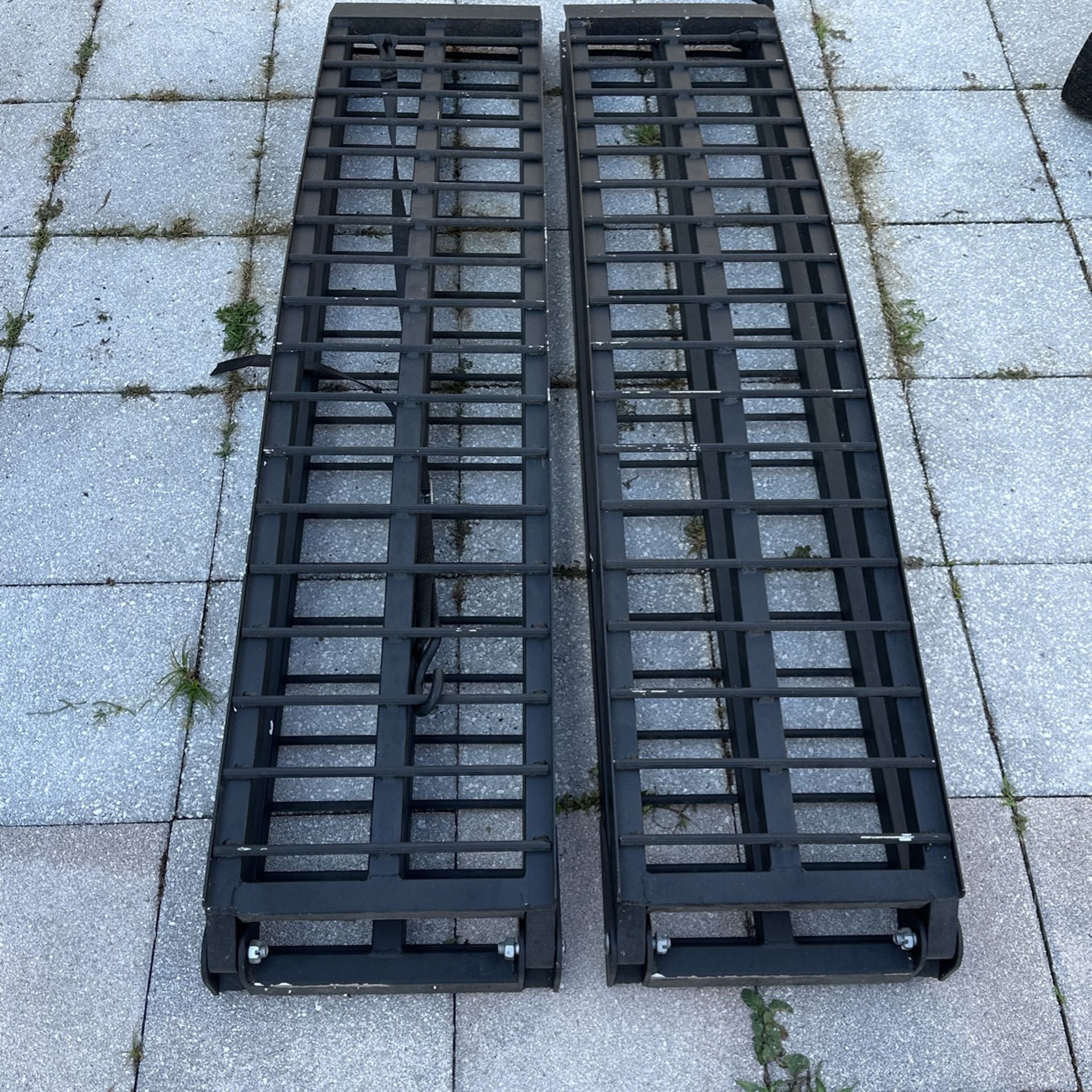 Black Diamond Loading Ramps 10’ X 13” Atv Ramps Tractor Ramps