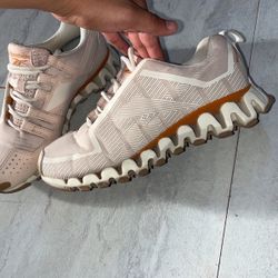 Tenis reebok top memory tech