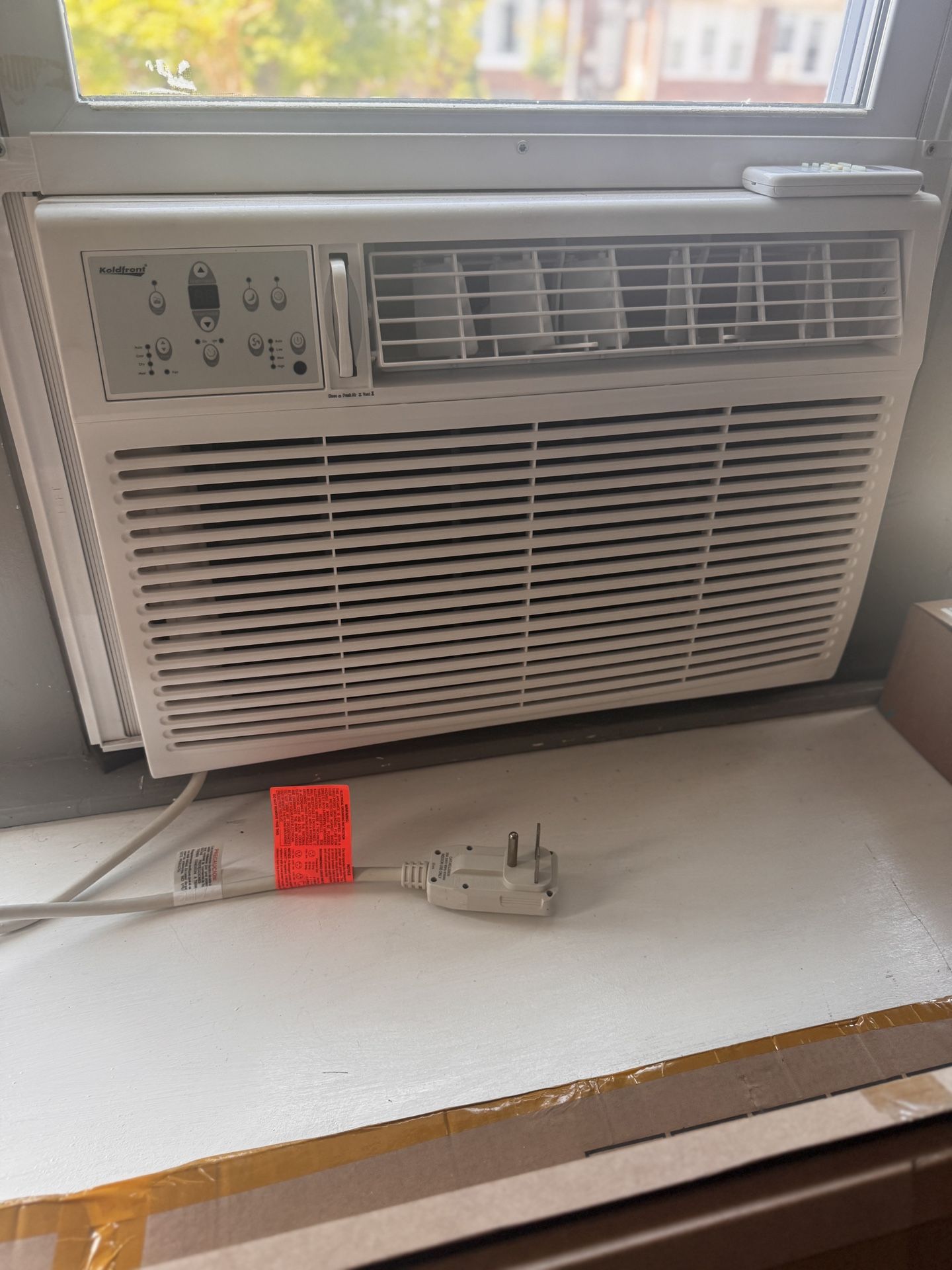 Koldfront window AC 25,000 BTU