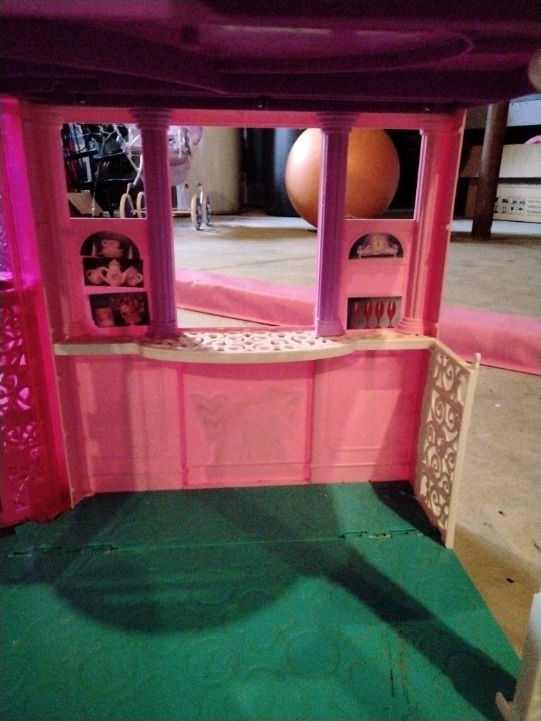 Barbie Dream House Doll house 3-Story With Furniture, Dolls And Accessories  100+ for Sale in Chicago, IL - OfferUp