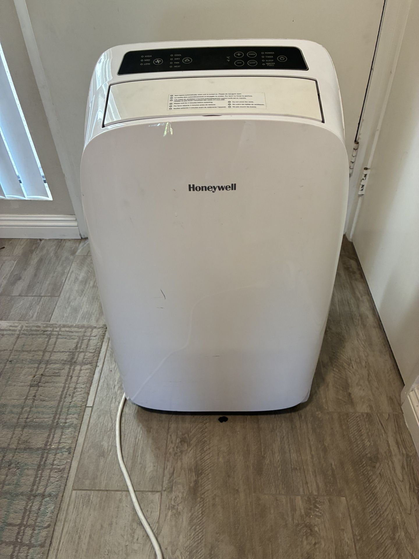 Honeywell 1400BTU 4in1 Portable AC