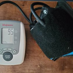 Walgreens HoMedics  Cuff Blood Pressure Monitor Electric Digital