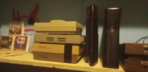 RETRO CONSOLES (READ DESCRIPTION)