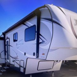 2018 PIONEER 287  5/WHEEL 