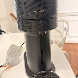 Used Nepresso Vertuo Coffee Machine