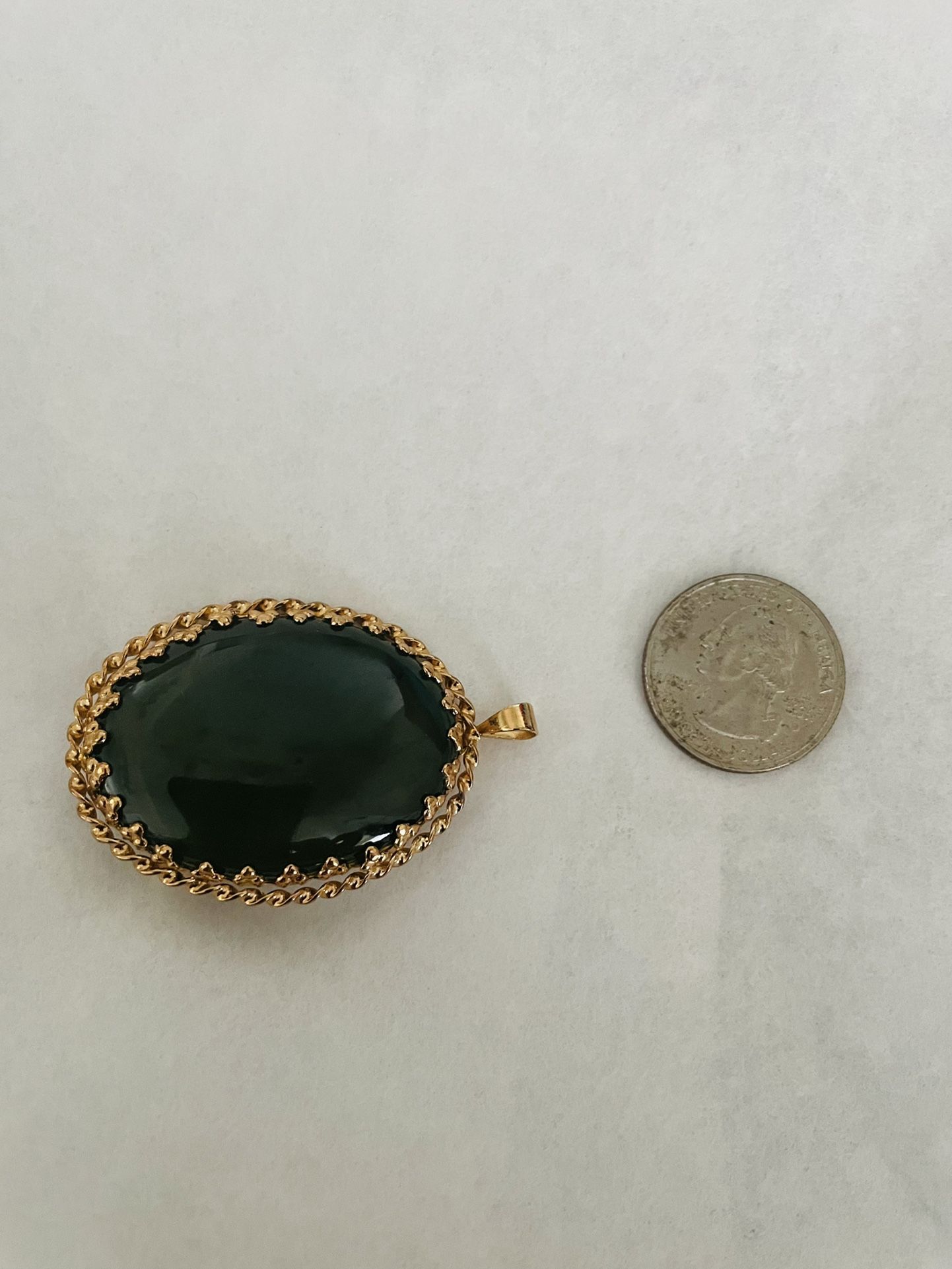 Jade Pendent/pin, New