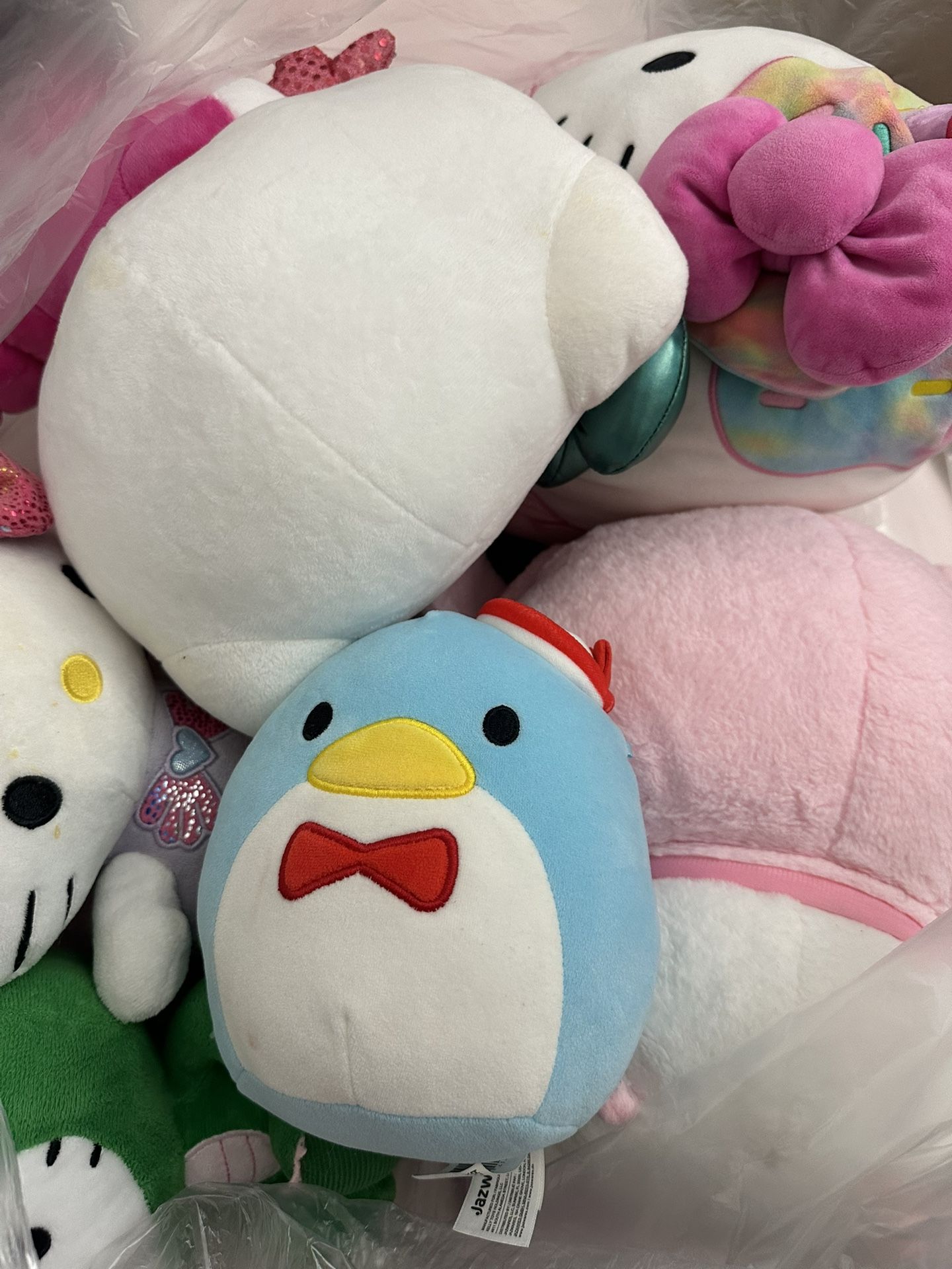 Sanrio Plushies 