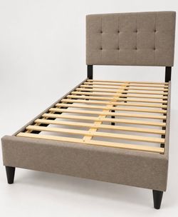 🌟Free delivery! Brand New Twin Size Gray Upholstered Platform Bedframe