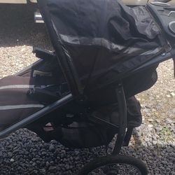 JOGGER BABY STROLLER