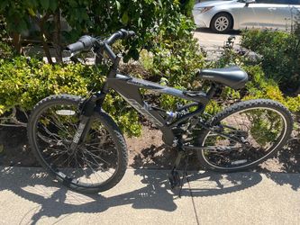 Hyper Bicycles 26" Havoc Mountain Bike