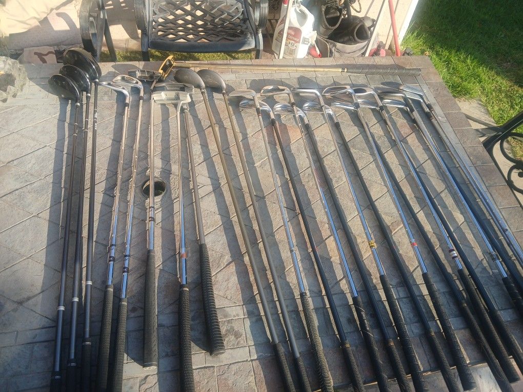 25 Piece Golf Club Set With Golf Bag