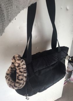 Bolsa para cargar perritos como nueva $15 dlls
