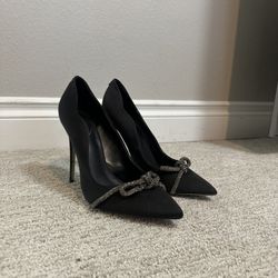 Women black heels