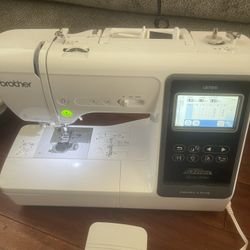 Brother Project Runway LB700 Model