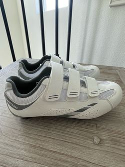 Tommaso Pista SPD Spin/Cycling Shoes for Women — Pre-Installed SPD Cleats, Size 9 US (Size 40 EU)
